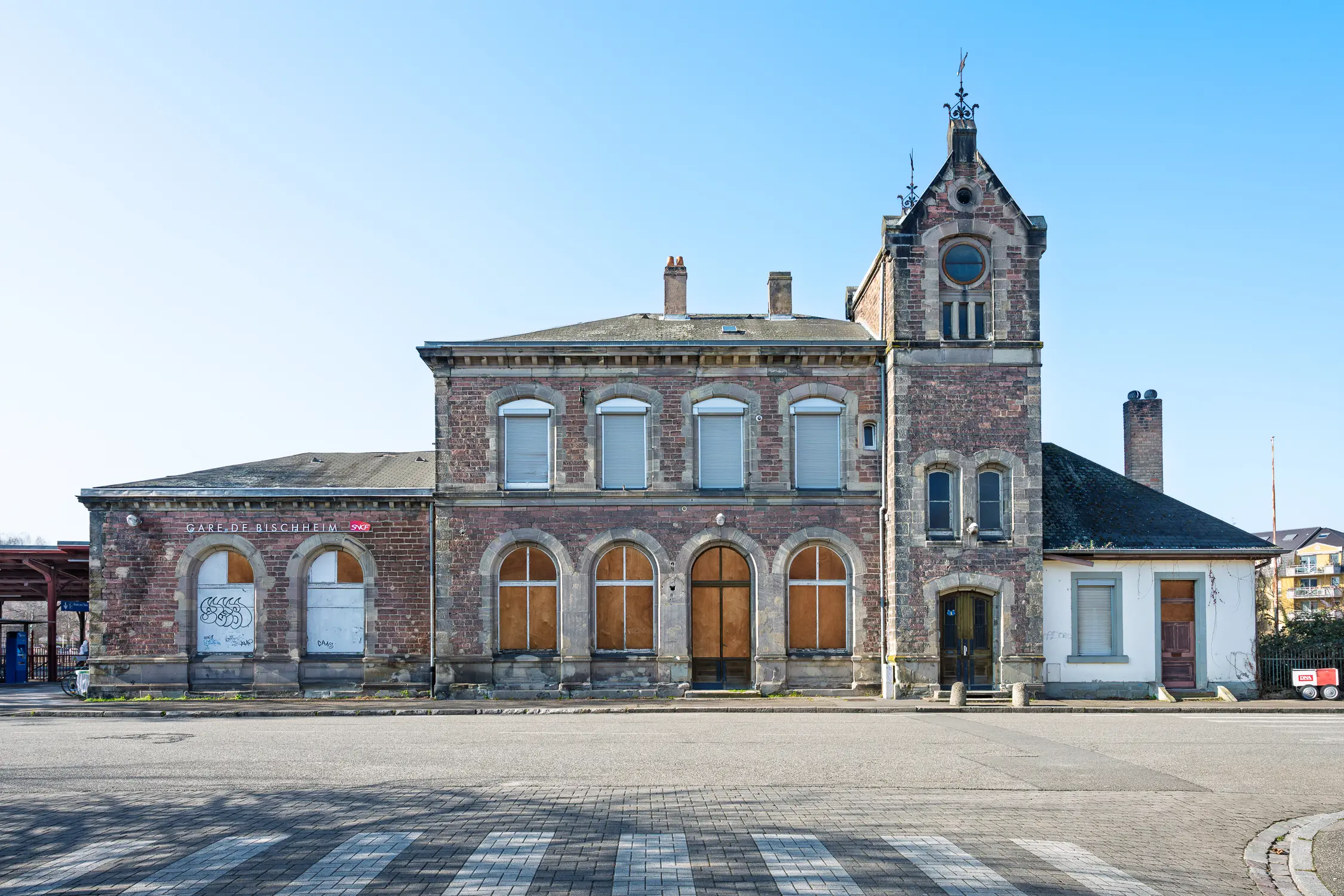 Reportage photo pour mettre en valeur le patrimoine architectural de la ville de Schiltigheim photographie d'architecture prise par Cyril Bécard