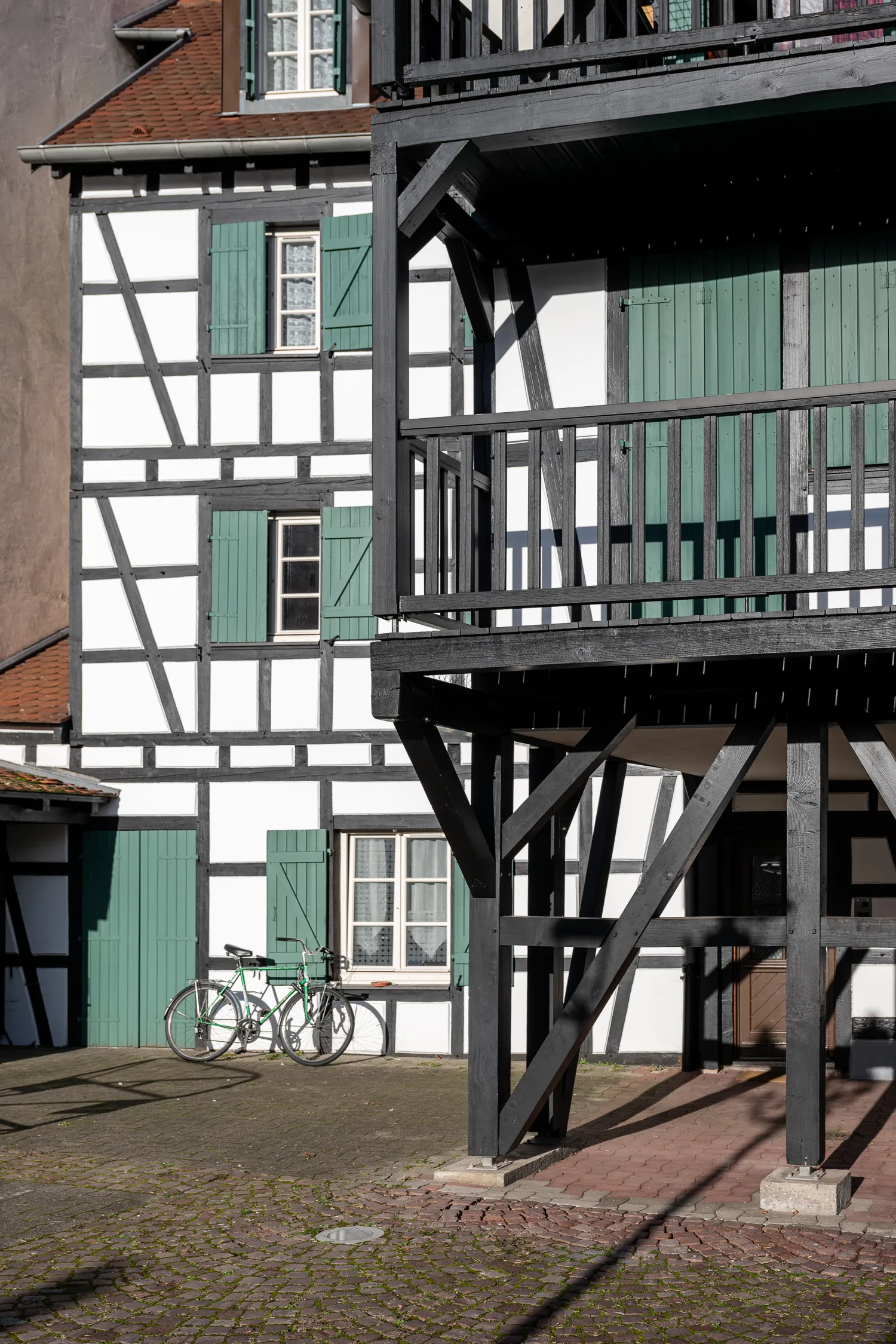 Reportage photo pour mettre en valeur le patrimoine architectural de la ville de Schiltigheim photographie d'architecture prise par Cyril Bécard