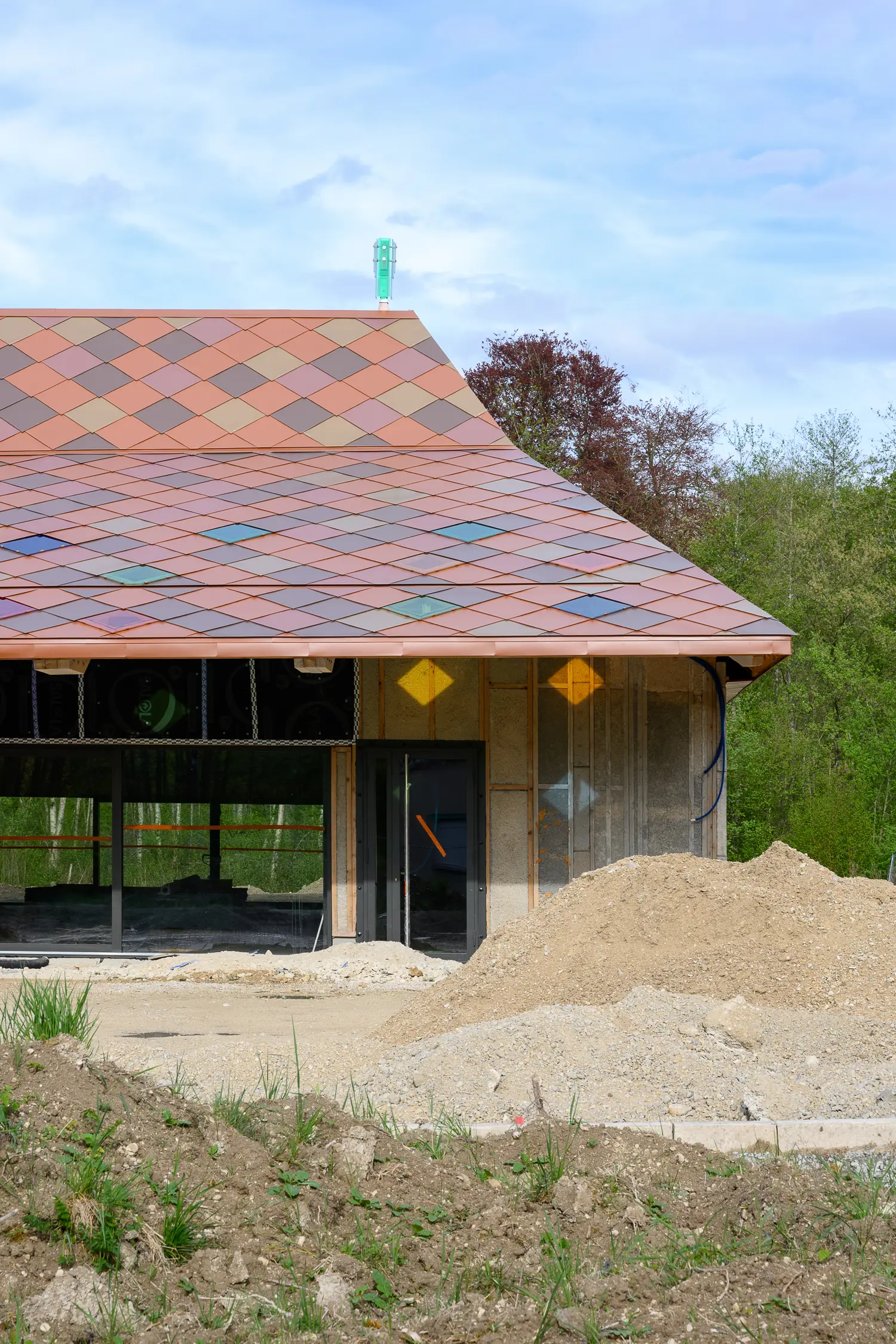 Photo de suivi de la construction de la nouvelle salle polyvalente d'Estissac, photographies d'architecture prise par Cyril Bécard