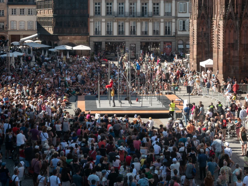 arts de la rue Farse Strasbourg photographie prise par Cyril Bécard