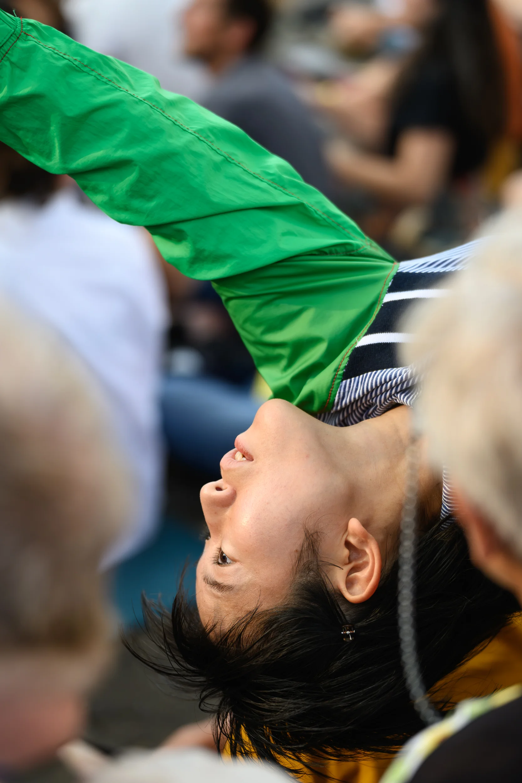 performance artistique du collectif AR au Festival des Arts de la Rue de Strasbourg en 2024 we love catastrophe