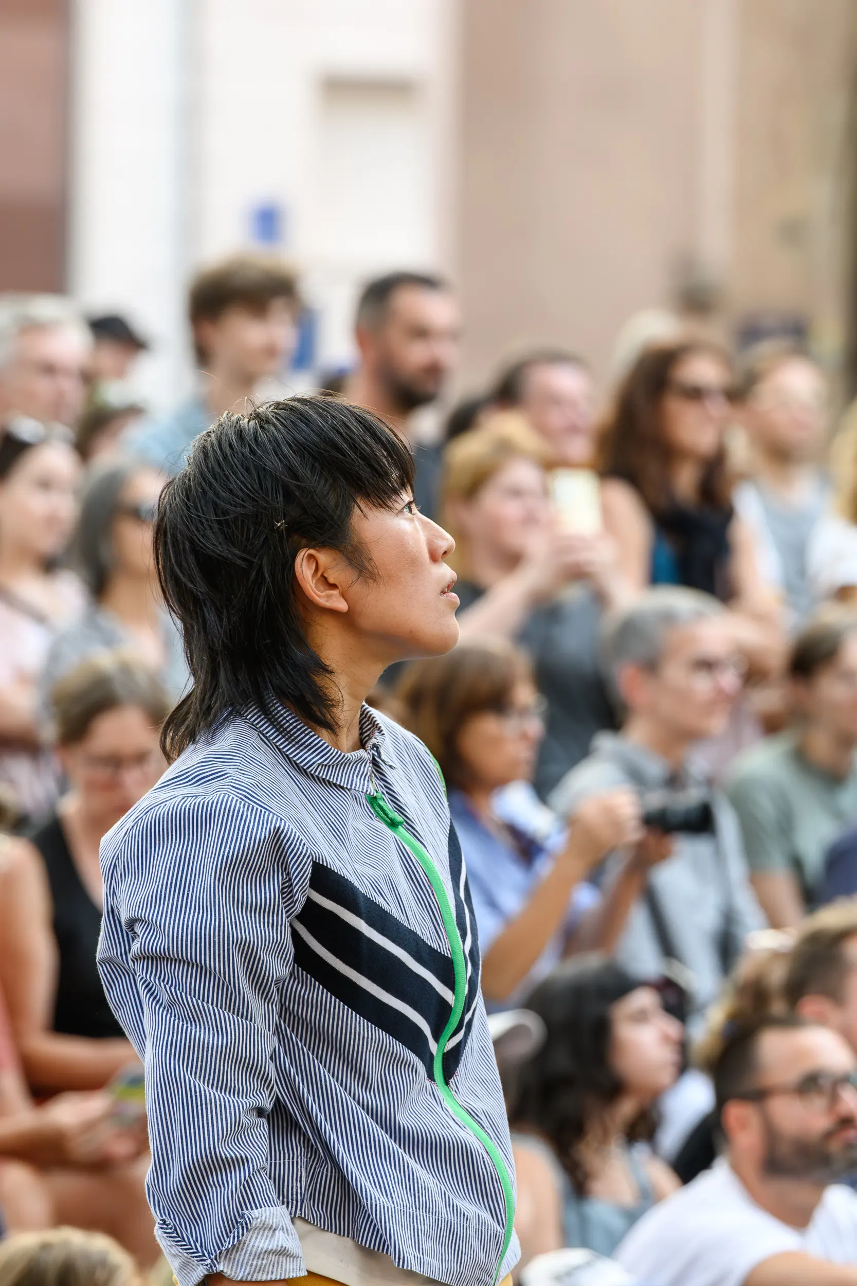 performance artistique du collectif AR au Festival des Arts de la Rue de Strasbourg en 2024 we love catastrophe