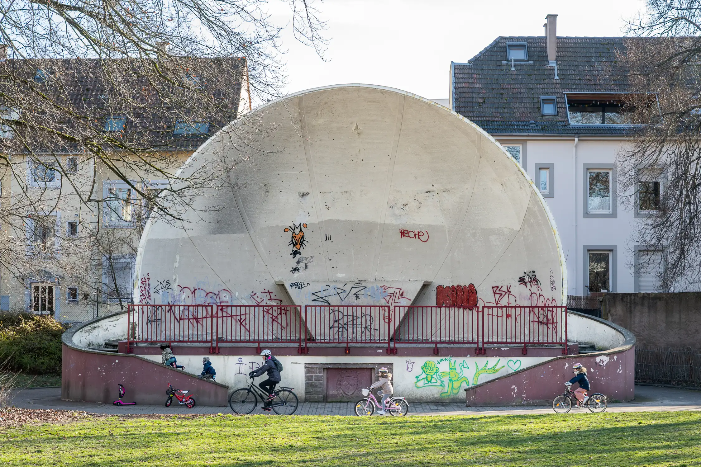 Reportage photo intitulé l'humain dans la ville pour la ville de Schiltigheim l'humain dans la ville photographie de communication prise par Cyril Bécard
