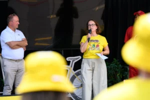 Photoreportage lors d'un d'évènement corporate organisé dans l'entreprise Mars à Haguenau pour célébrer le partenariat entre Mars et le tour de France photographie d'évènement photographie évènementielle et corporate par Cyril Bécard